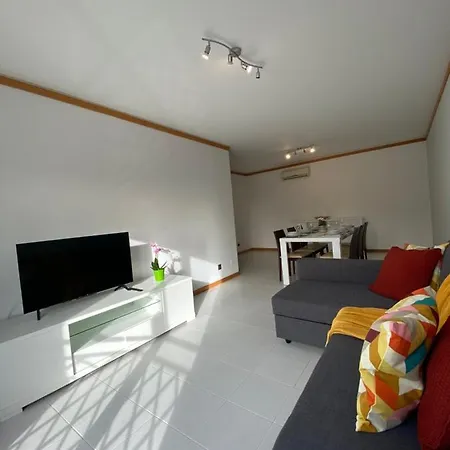 Апартаменти Apartamento Rua Do Sol By Localhosting